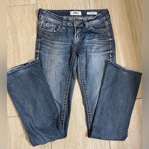 Women’s day trip boot cut jeans size 26Z